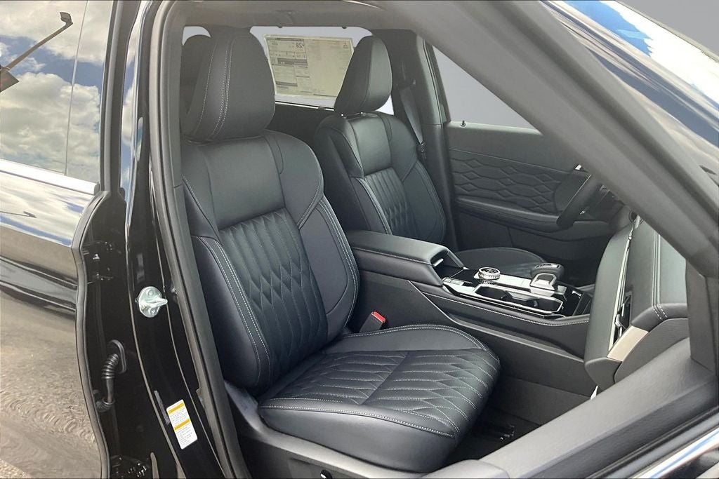 2026 Mitsubishi Outlander SEL