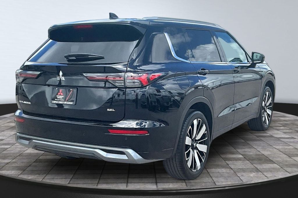 2026 Mitsubishi Outlander SEL