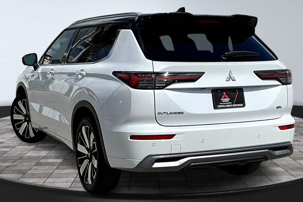 2026 Mitsubishi Outlander SEL