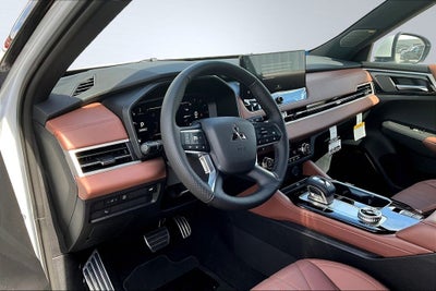 2026 Mitsubishi Outlander SEL