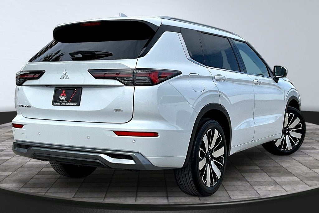 2026 Mitsubishi Outlander SEL
