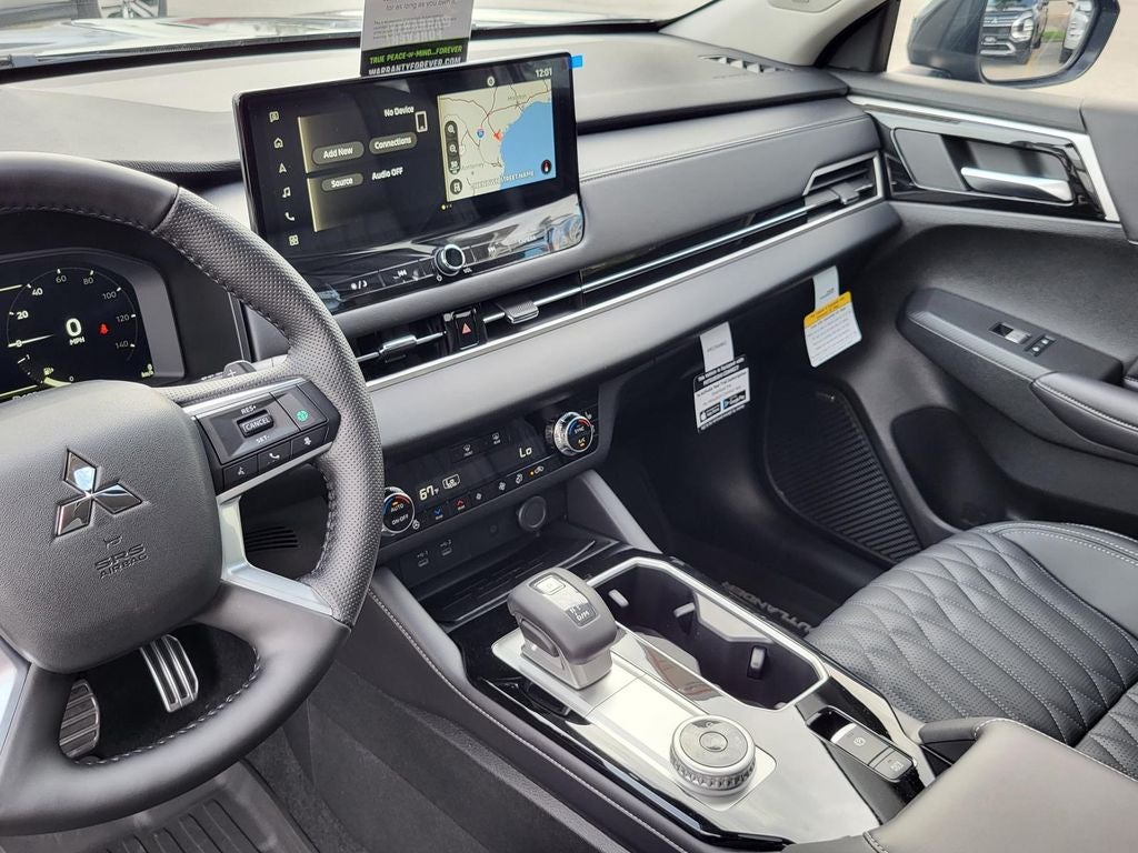 2026 Mitsubishi Outlander SEL