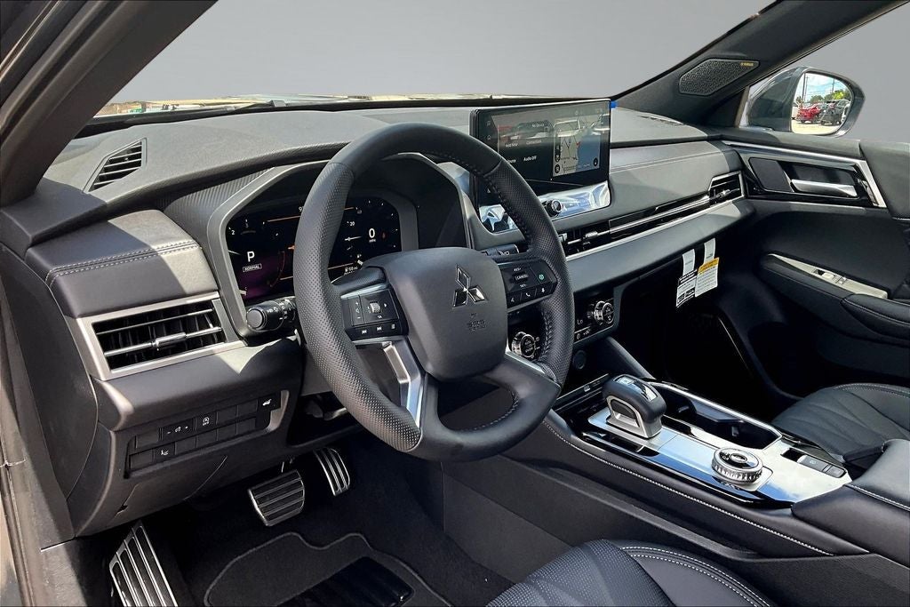 2026 Mitsubishi Outlander Black Edition