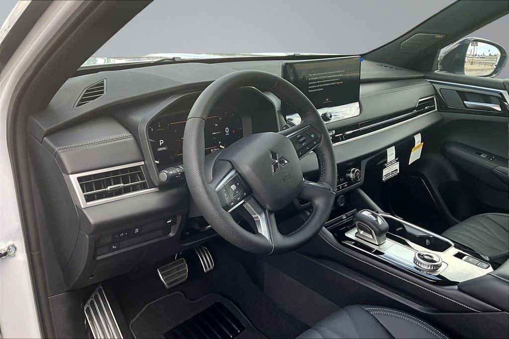 2026 Mitsubishi Outlander Black Edition