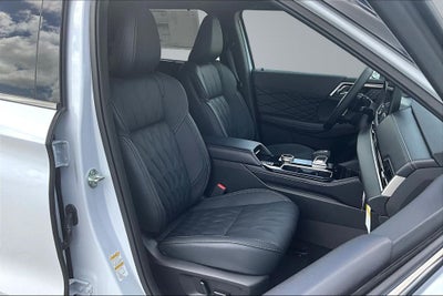 2026 Mitsubishi Outlander Black Edition