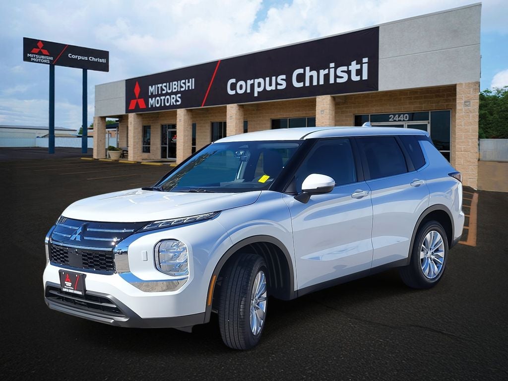 2026 Mitsubishi Outlander ES