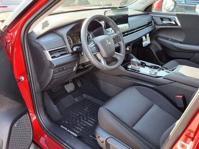 2026 Mitsubishi Outlander ES