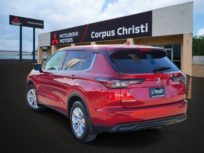 2026 Mitsubishi Outlander ES