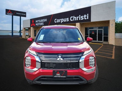 2026 Mitsubishi Outlander ES