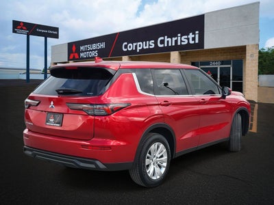 2026 Mitsubishi Outlander ES