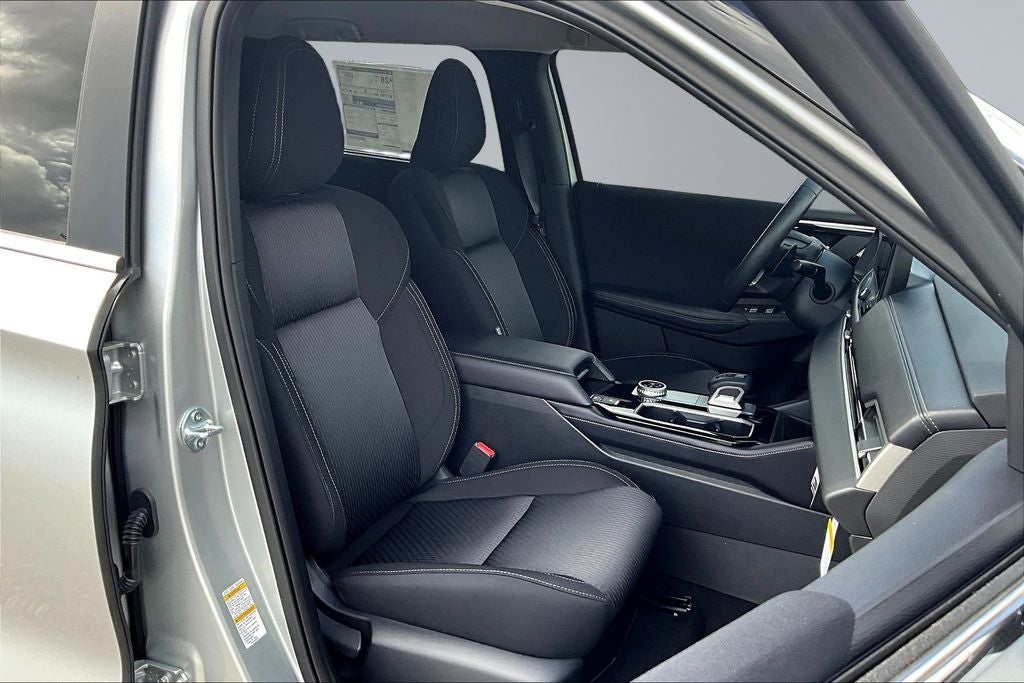 2026 Mitsubishi Outlander ES