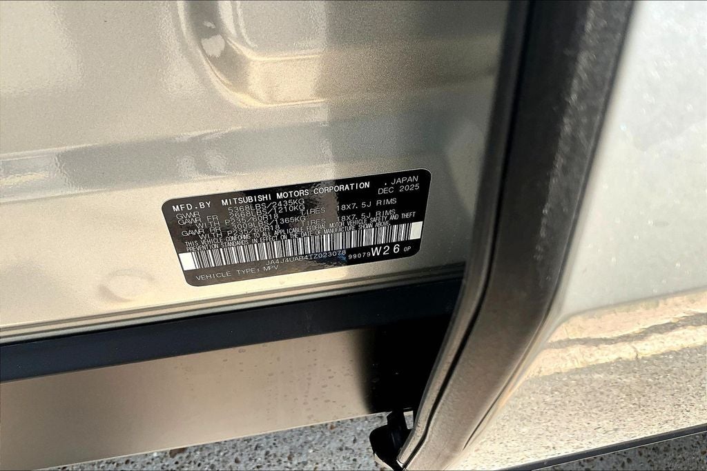 2026 Mitsubishi Outlander ES