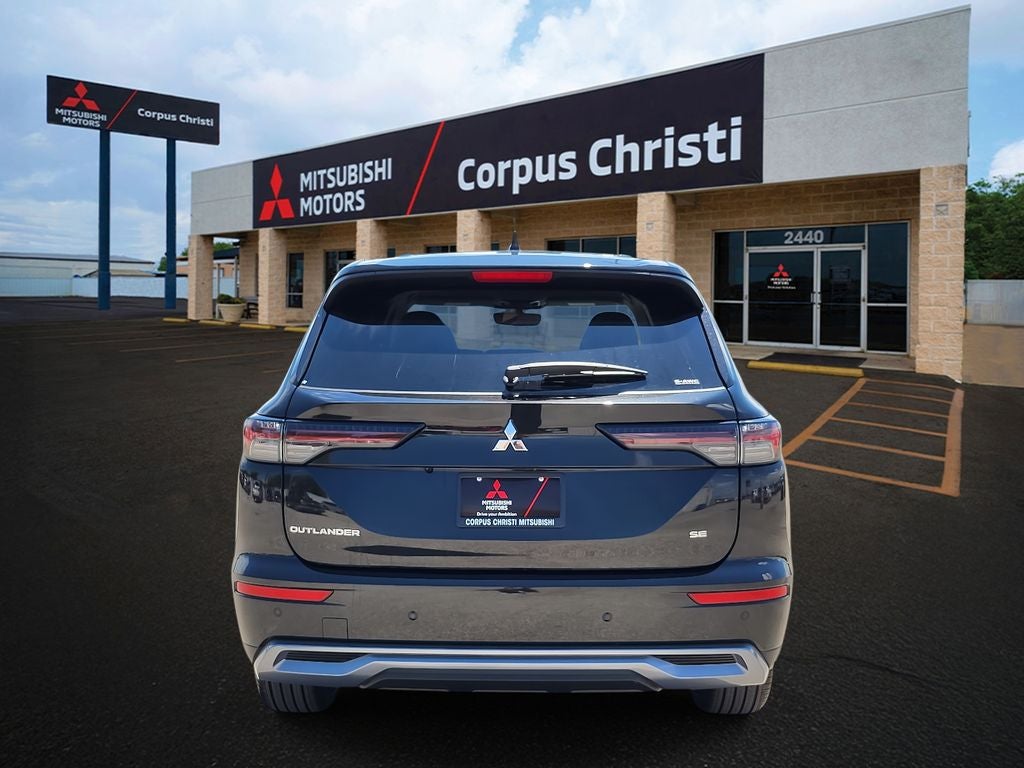 2025 Mitsubishi Outlander SE