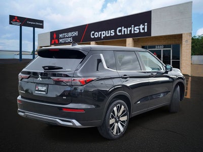 2026 Mitsubishi Outlander SE