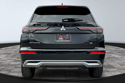 2026 Mitsubishi Outlander SE
