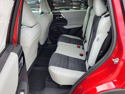 2026 Mitsubishi Outlander SE