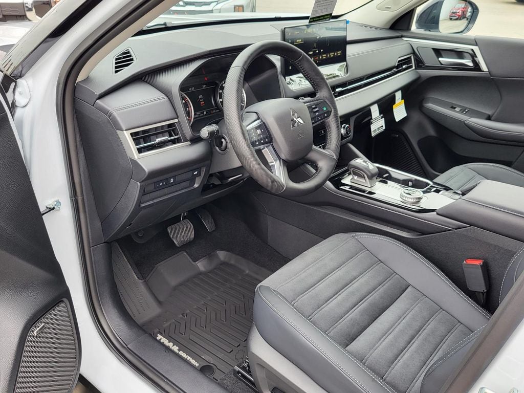 2026 Mitsubishi Outlander Trail Edition