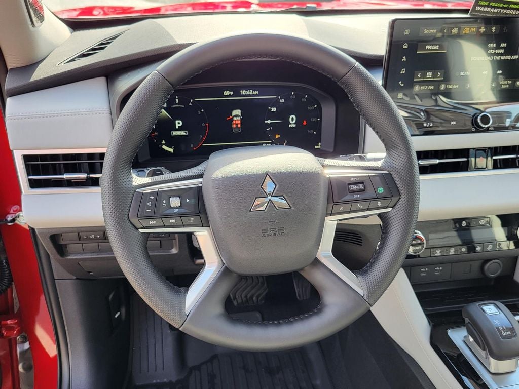 2026 Mitsubishi Outlander SE