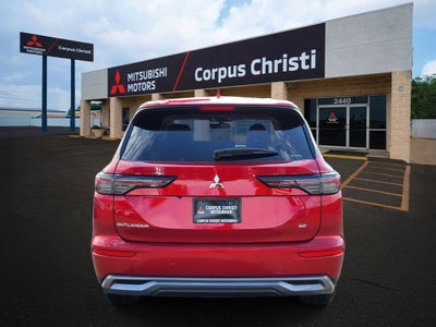 2026 Mitsubishi Outlander SE