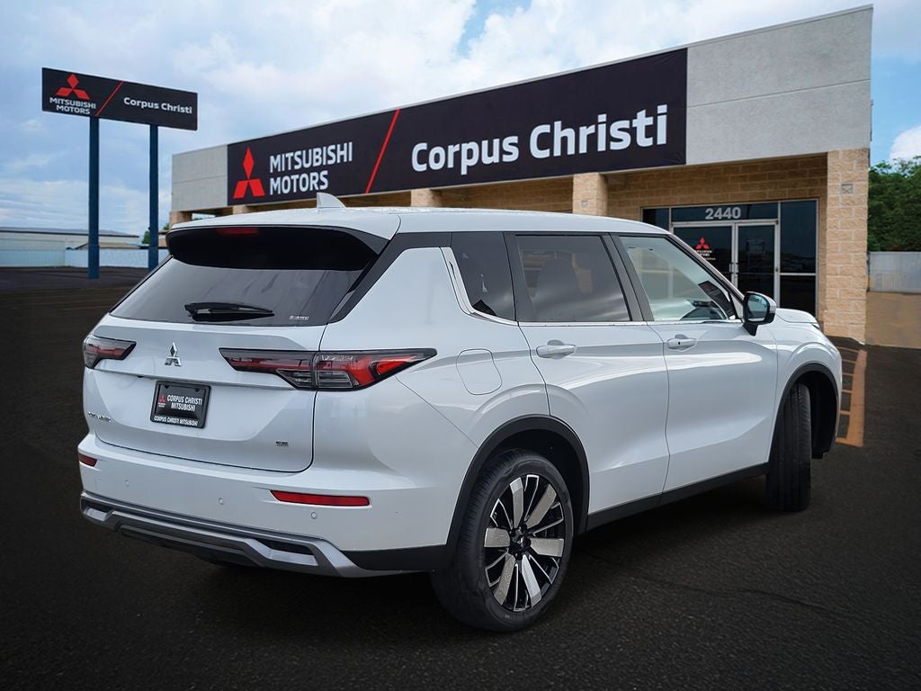 2026 Mitsubishi Outlander SE