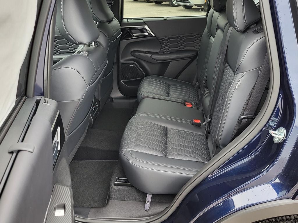 2026 Mitsubishi Outlander SEL