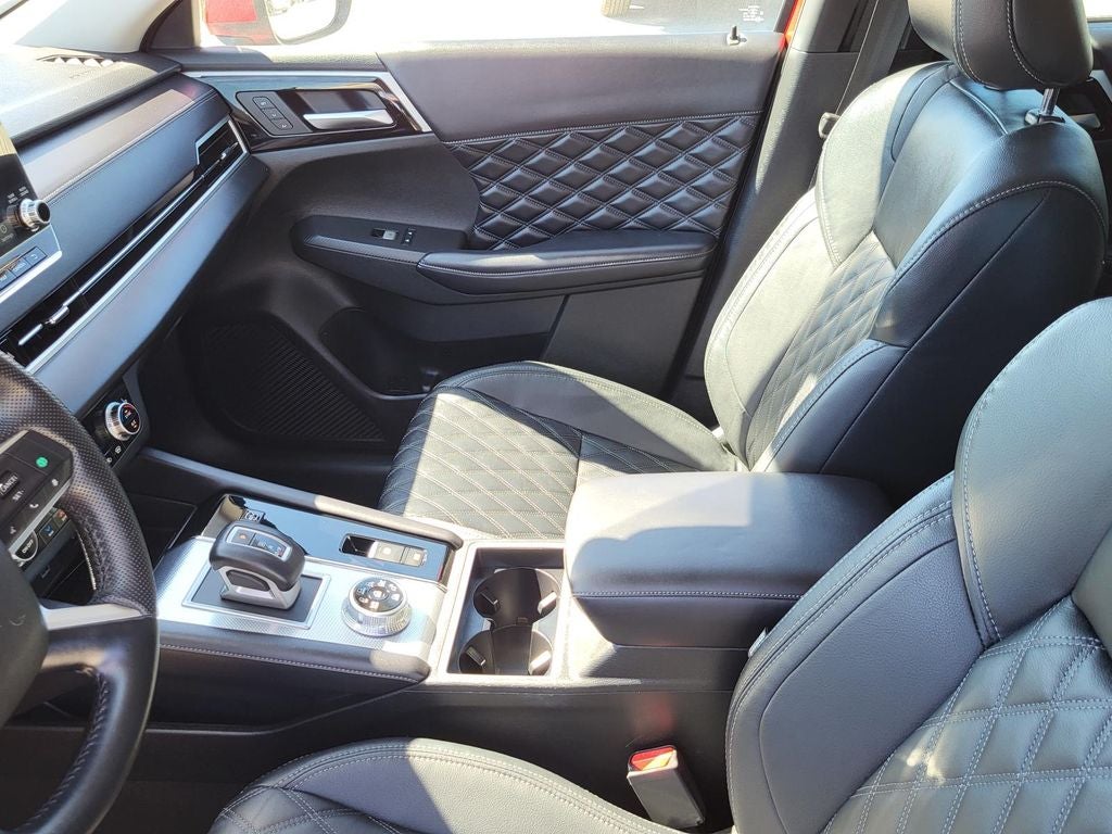 2023 Mitsubishi Outlander PHEV SEL