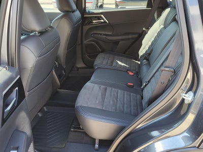 2025 Mitsubishi Outlander PHEV SE