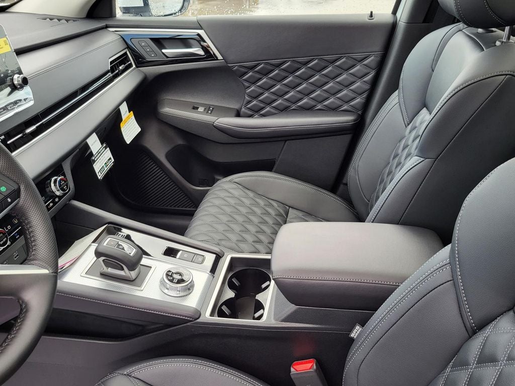 2025 Mitsubishi Outlander PHEV SEL