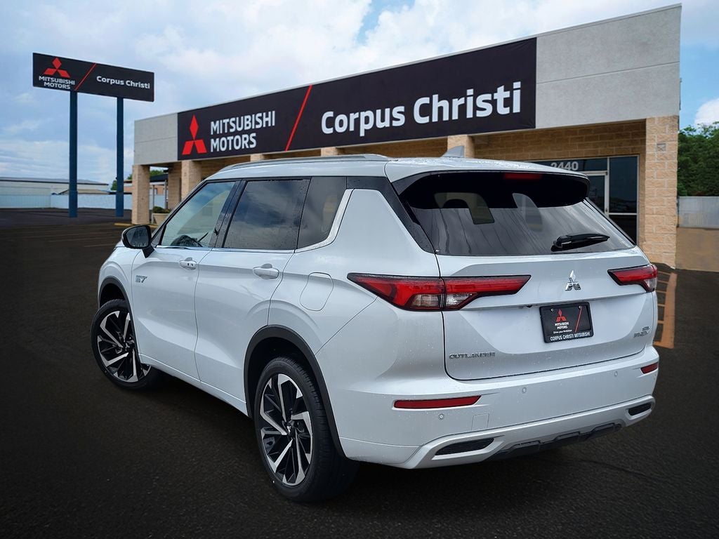 2025 Mitsubishi Outlander PHEV SEL
